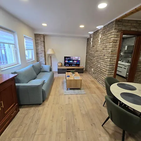 Moja Mona Apartment