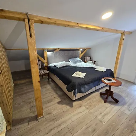 Moja Mona Apartment