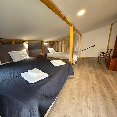 Moja Mona Apartment *